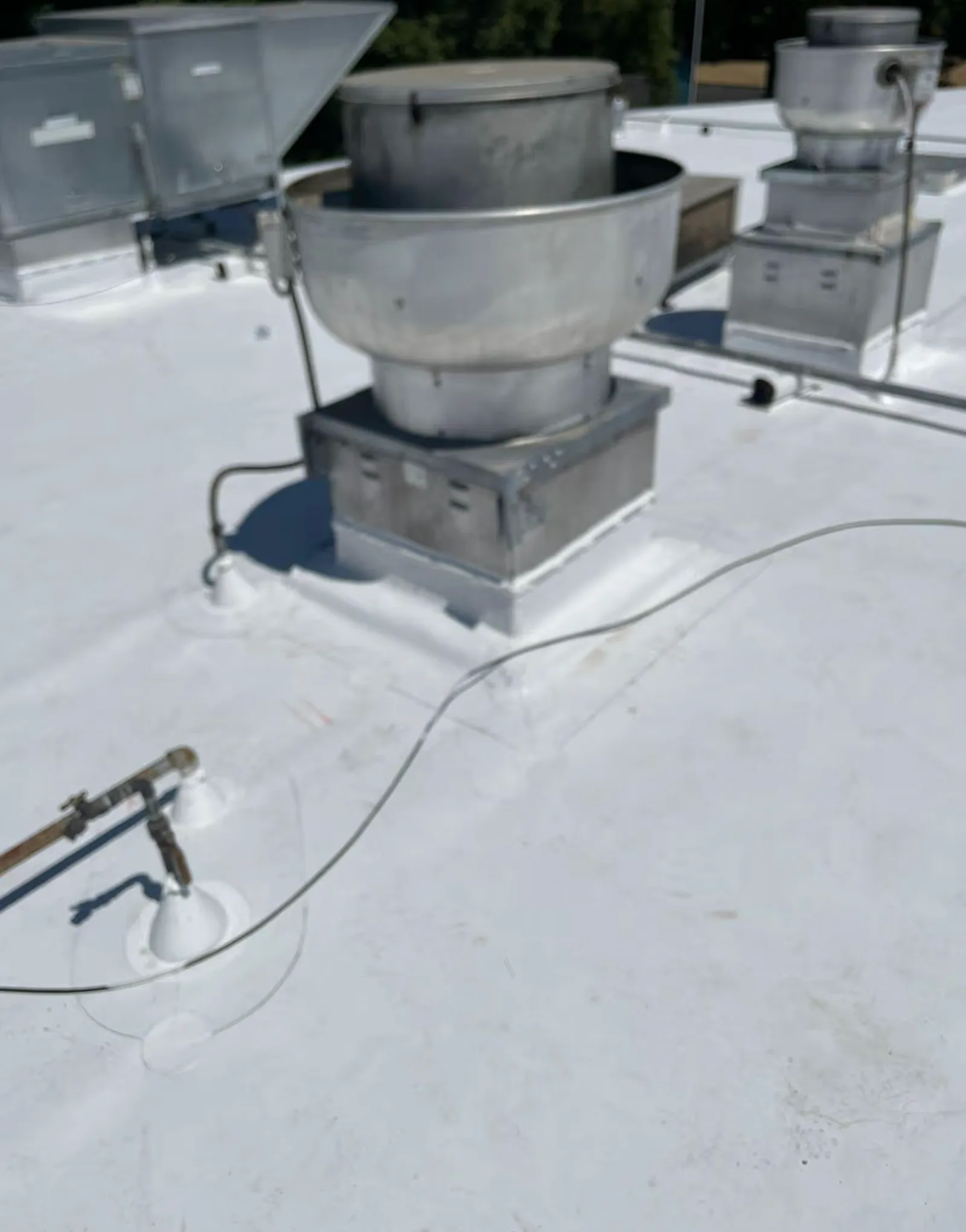 Single-ply TPO roof system installation details