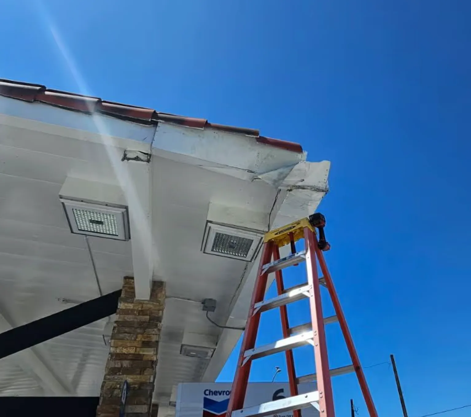 Commercial canopy metal roof repair in Sacramento